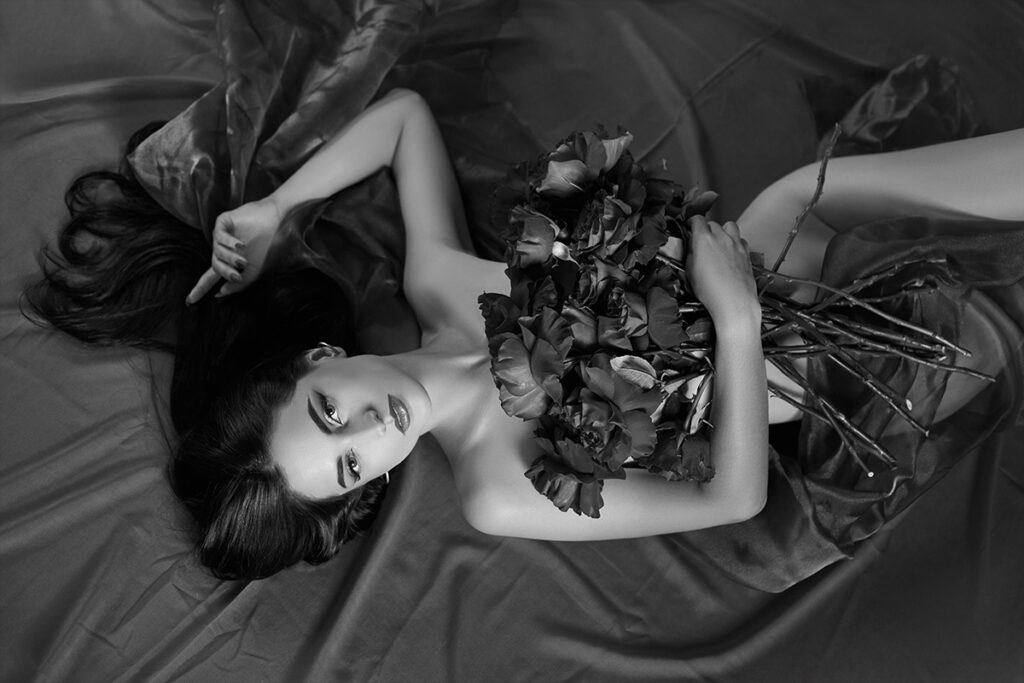 Aktfotografie schönes Geschenk zum Valentinstag mit dem Aktfotograf vom Mazelle Photography Fotostudio®