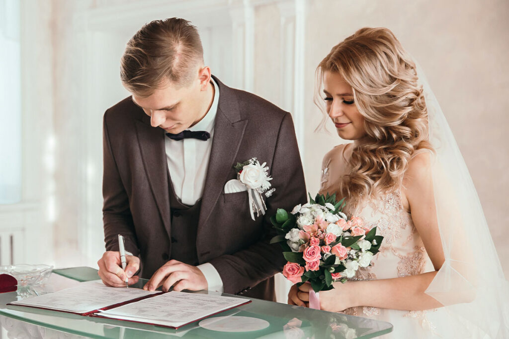 Hochzeitsfotografie Rügen mit dem Mazelle Kreativ Studio in Mecklenburg Vorpommern. Als Hochzeitsfotografen Rügen begleiten wir Ihre Hochzeit den ganzen Tag.